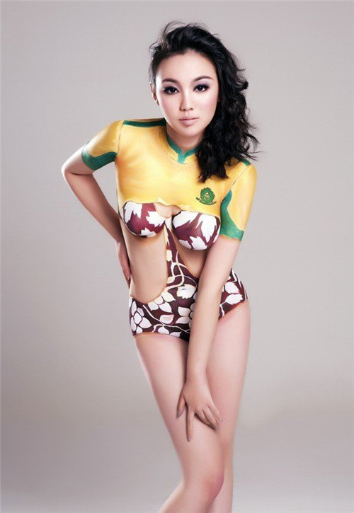 女子彩绘世界杯_2006世界杯宝贝彩绘_世界杯